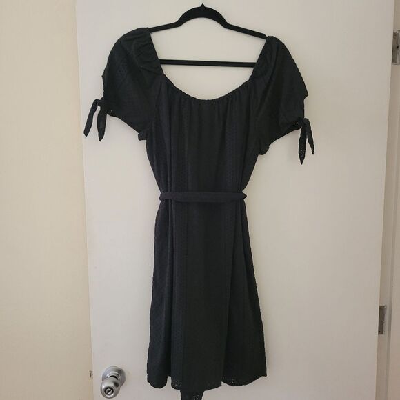Universal Threads Black Cotton Dress - Picture 6 of 6